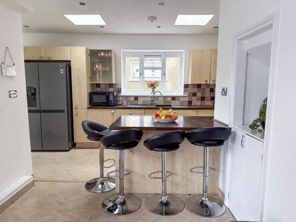 Bassetts House - Mins to Central London