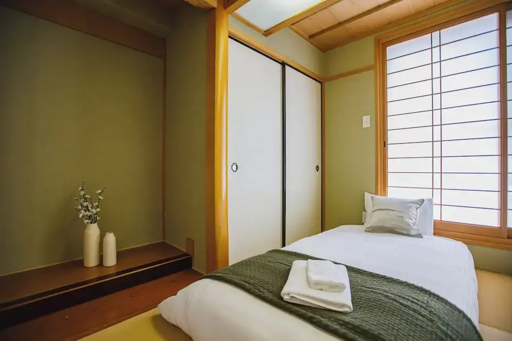 R Residence 谷町