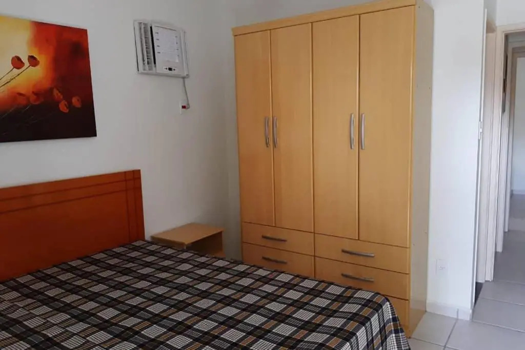 Apartamento localizado a 80 metros da praia grande em Ubatuba apto 14B