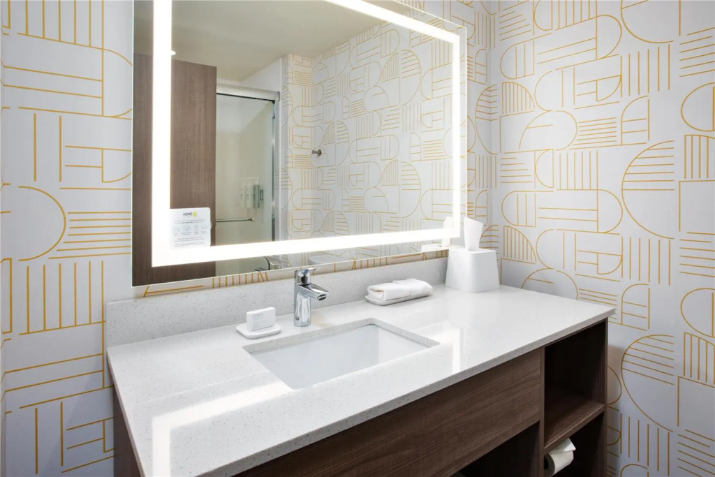 Home2 Suites By Hilton Traverse City