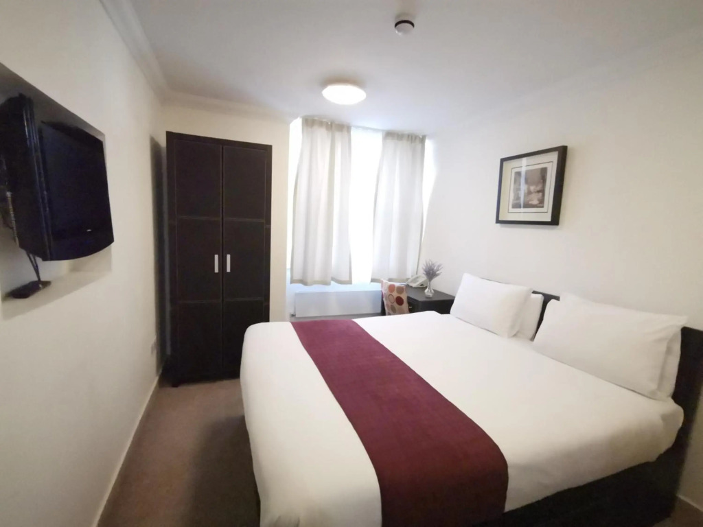 The Royale Chulan Hyde Park Hotel