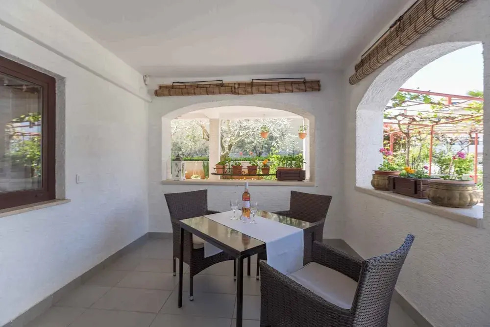 Ferienwohnung mit Wlan und Schöner Terrasse