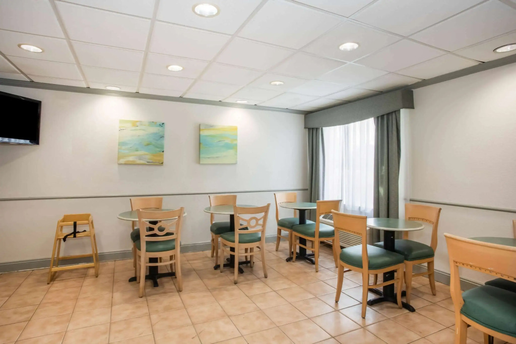 La Quinta by Wyndham Melbourne Viera