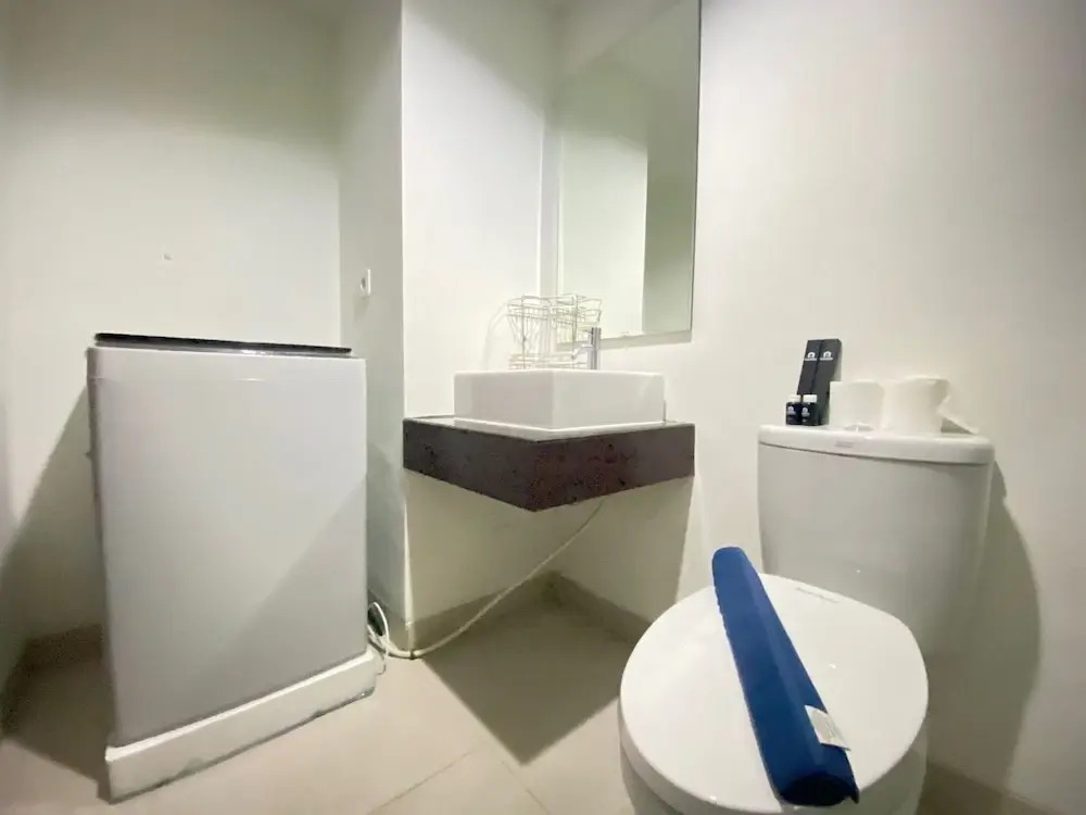 Modern & Comfy Studio Apartment at Tamansari Tera Residence