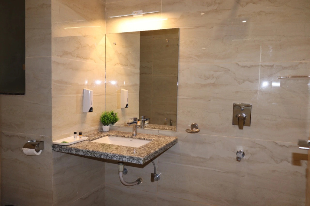 Hotel Jasmine Grand