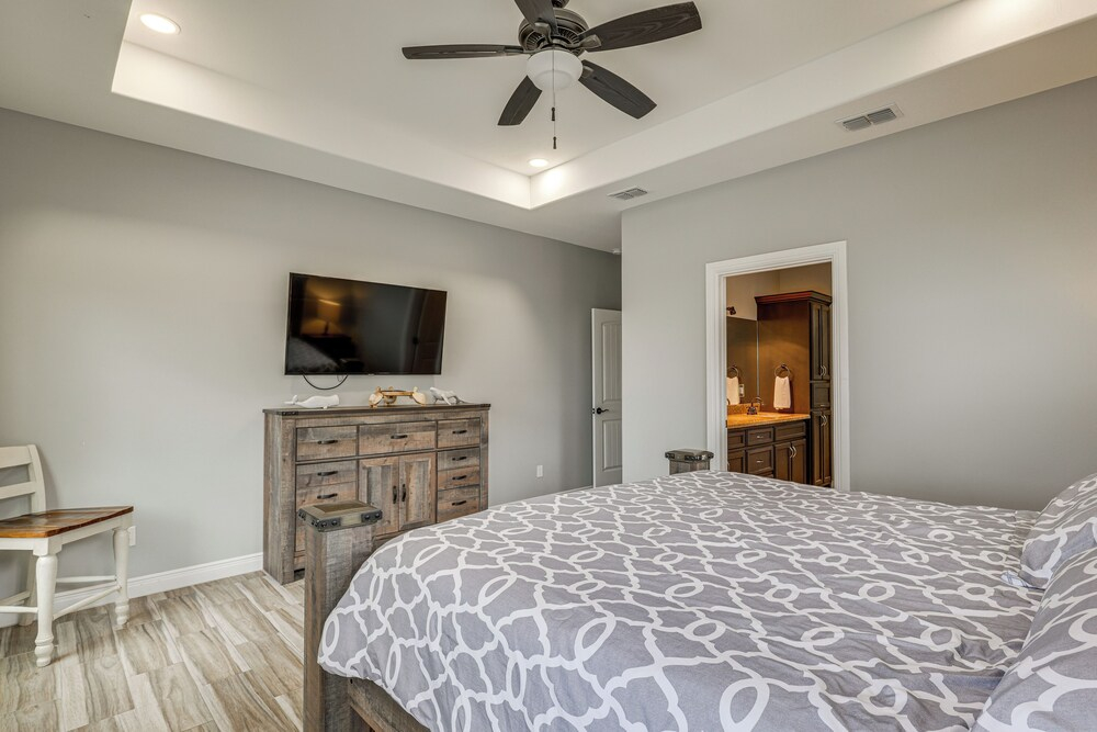 Laguna Vista Resort-style Home, Private Pool & Spa