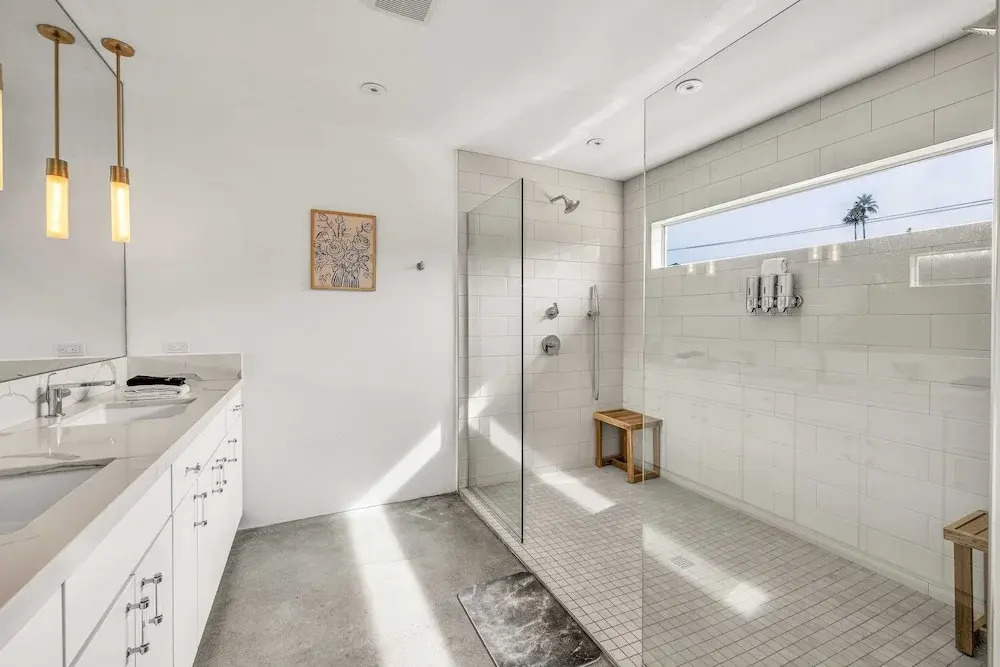 Mid-Century Elegance & Fun in Tahquitz River Estates