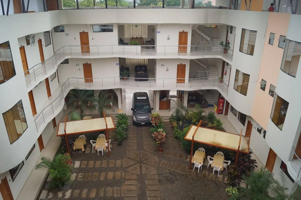 Royal Kerkus Hotel