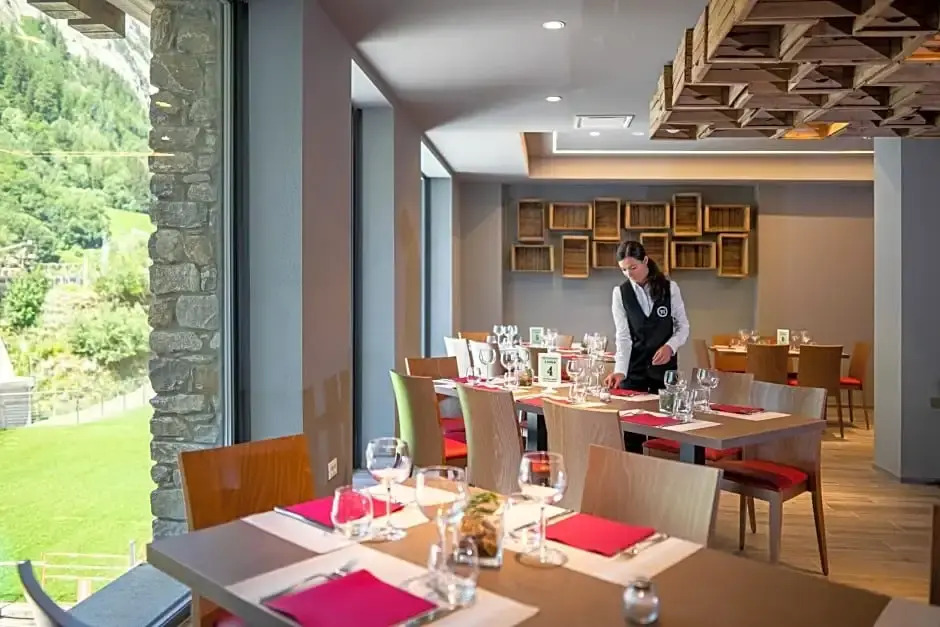 TH Courmayeur