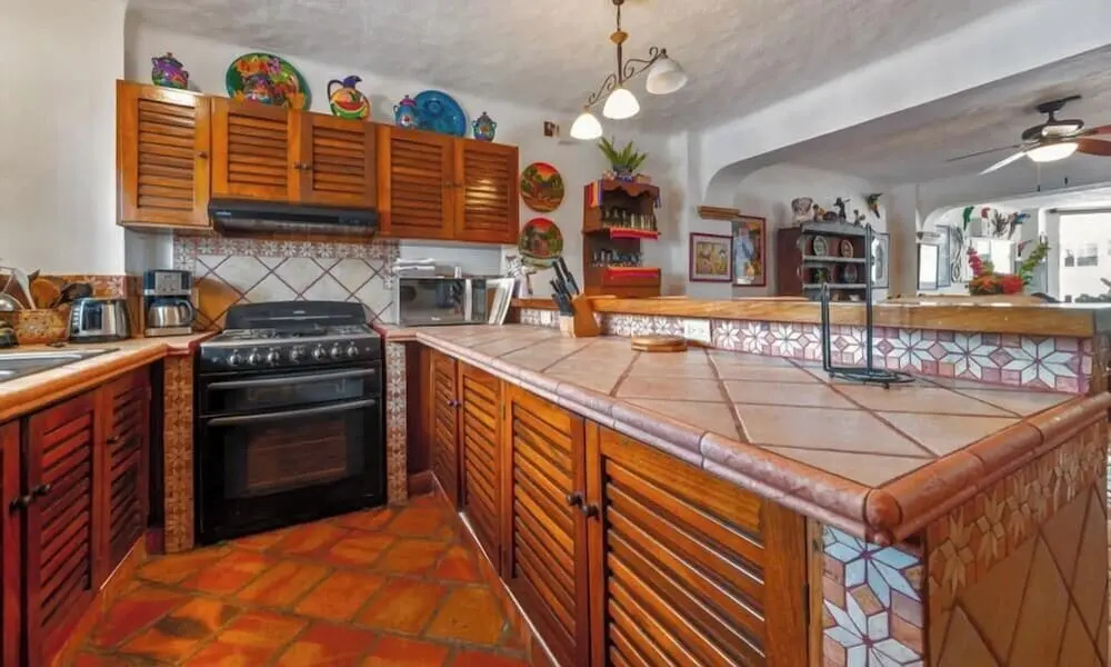 Ocean View 2Br Condo-balcony-beach-pool - 802