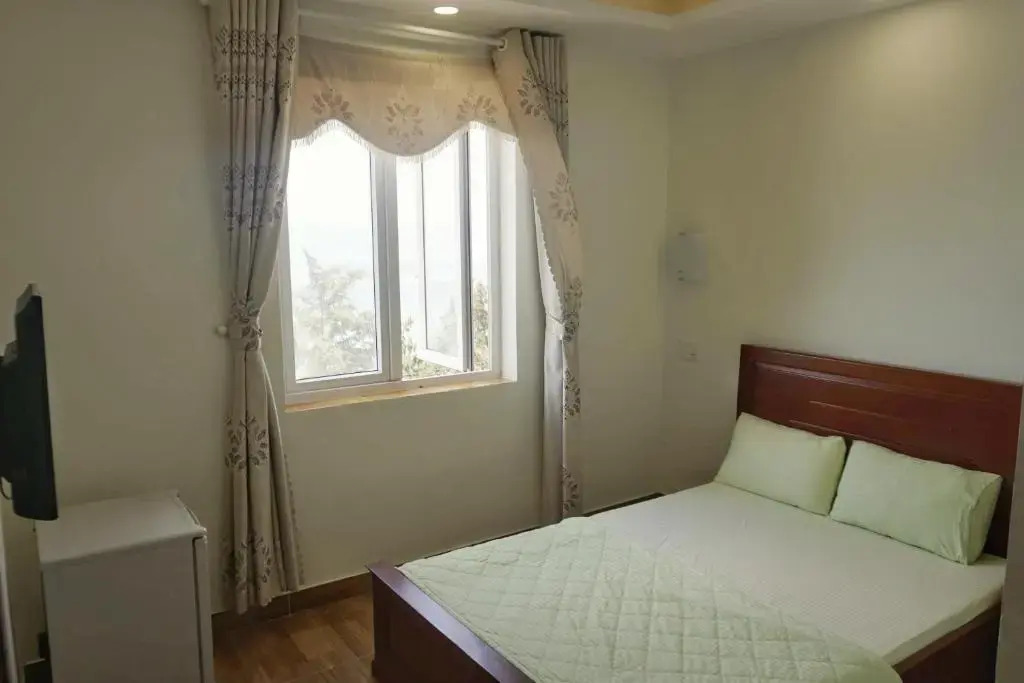 Khách Sạn 178 Trần Phú