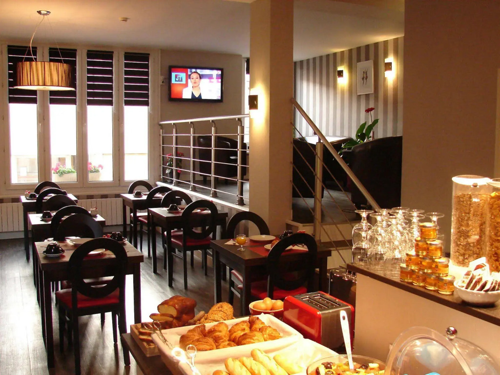 Logis Hotel - Le Charleston