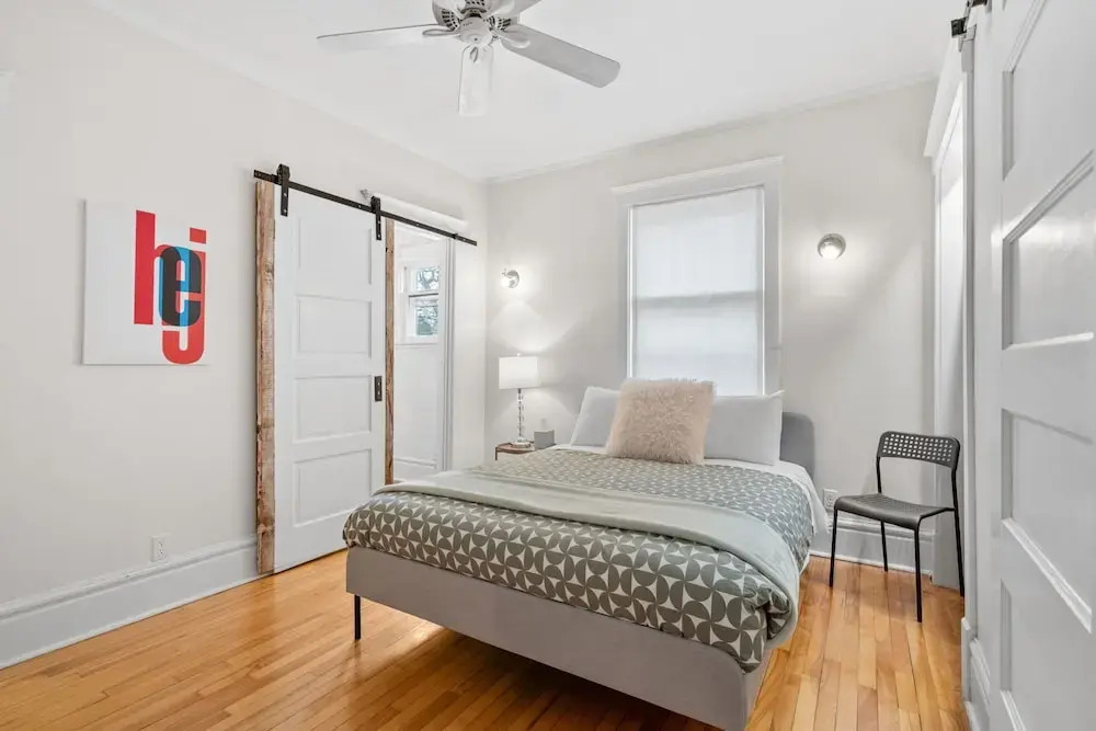 Sheridan Cottage (No Front Desk)