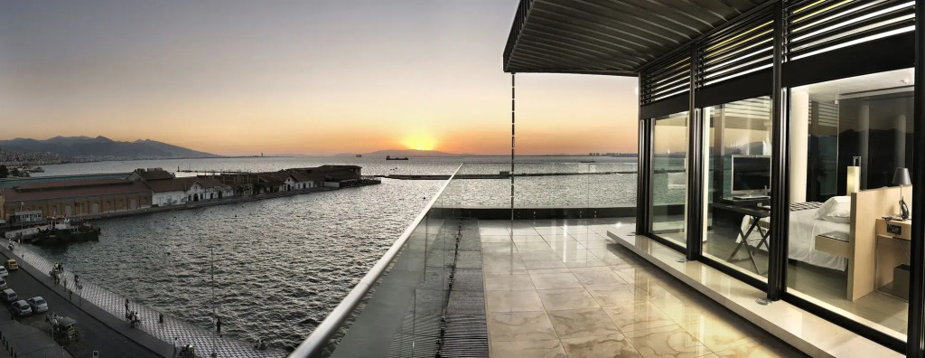 Key Hotel
