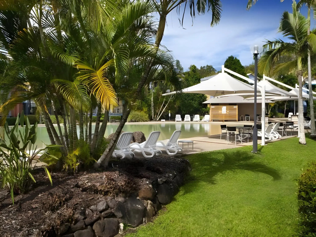 Noosa Lakes Resort
