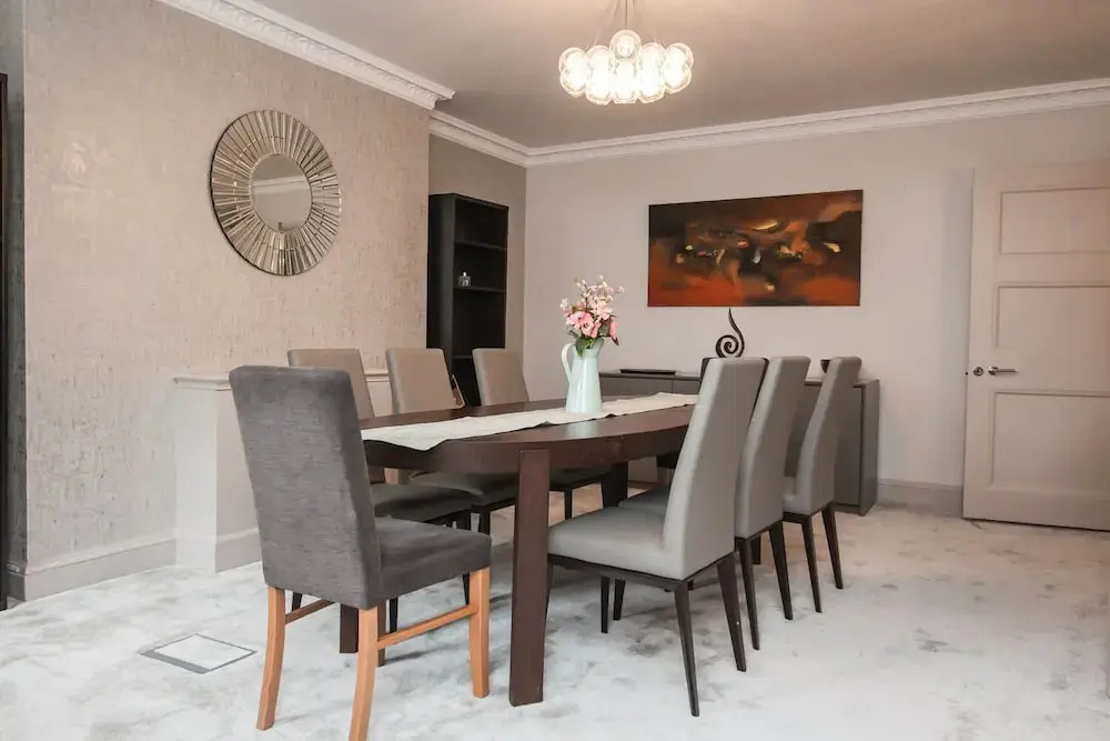 Audley Street Apartment