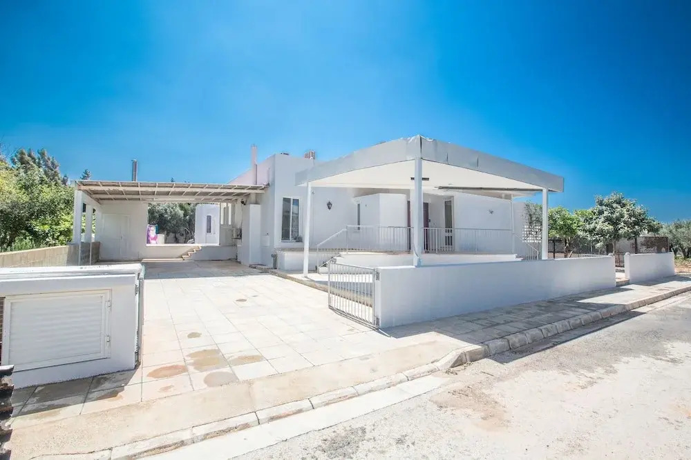 Celebrity Villa Jamie Laing
