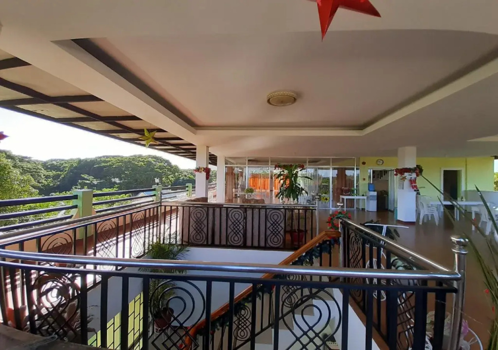 Westville Tourist Inn