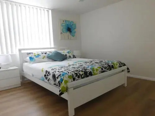 5 'The Point' 5-7 Mitchell Street - Large Balcony And Great Water Views