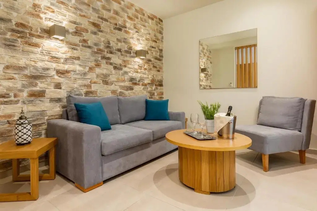 Skopelos Holidays Hotel