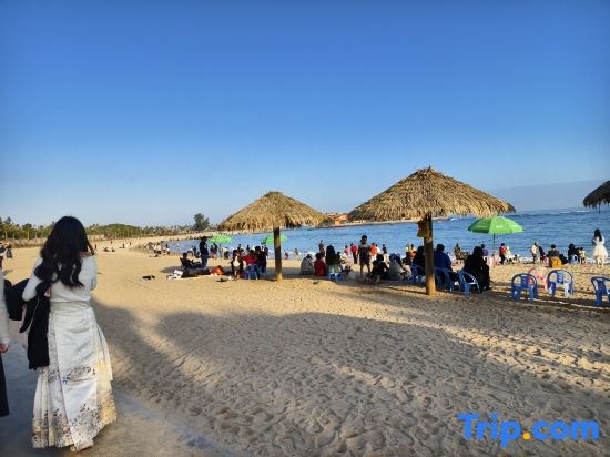 Blue Sea Time Homestay (Shishi Gold Coast Luogjia Temple)