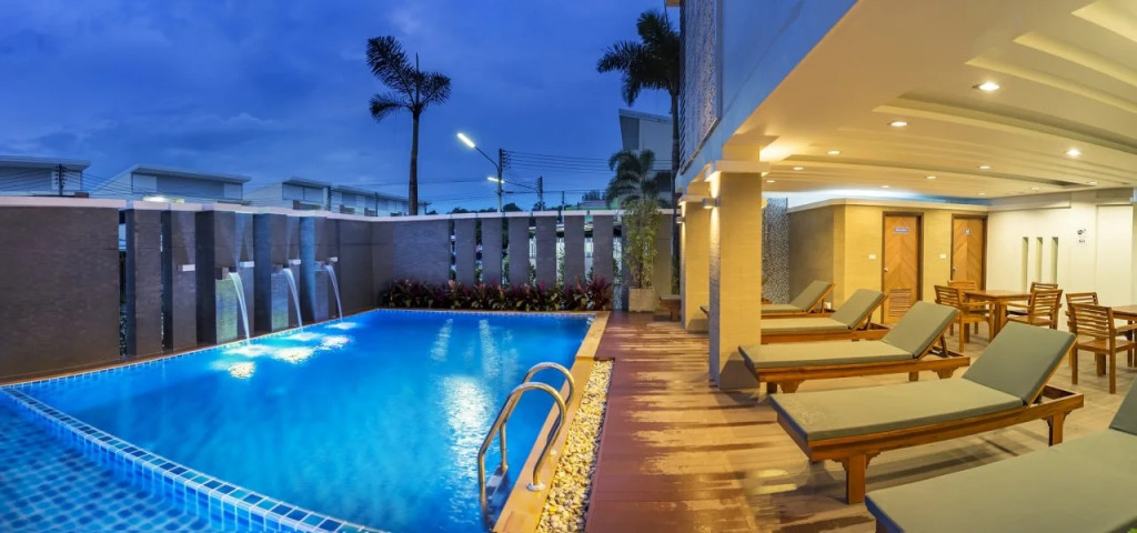Ratana Hotel Rassada, PHUKET TOWN- SHA Extra Plus