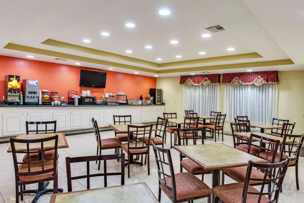 La Quinta by Wyndham Canton MS