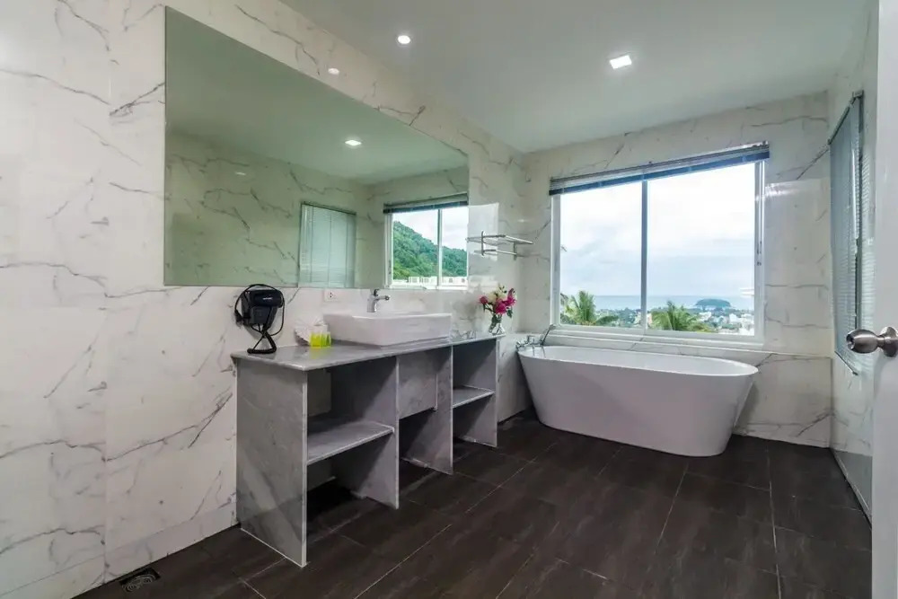 Ktv- Sea View Pool Villa in Kata for 10 People Big Buddha Views