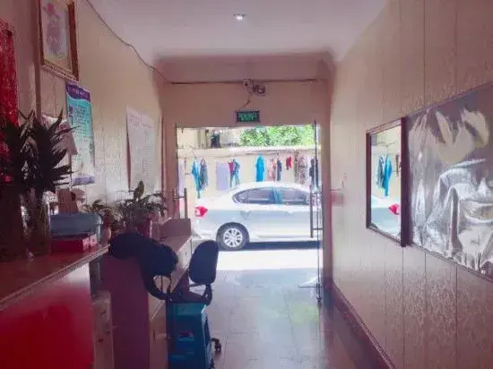 Huguang Hostel