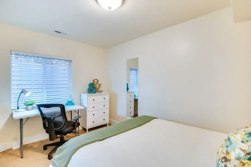 Modern Lehi Apartment: 2 Mi to Thanksgiving Point