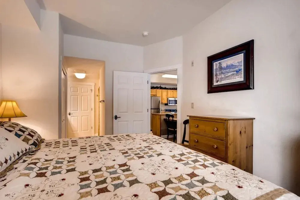 Keystone Townhouse on Snake River by RedAwning