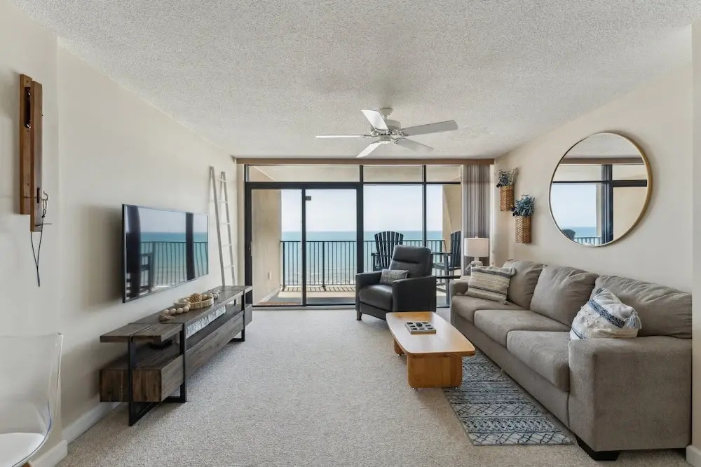 Stunning Ocean Views From The 10th Floor 1 Bedroom Condo