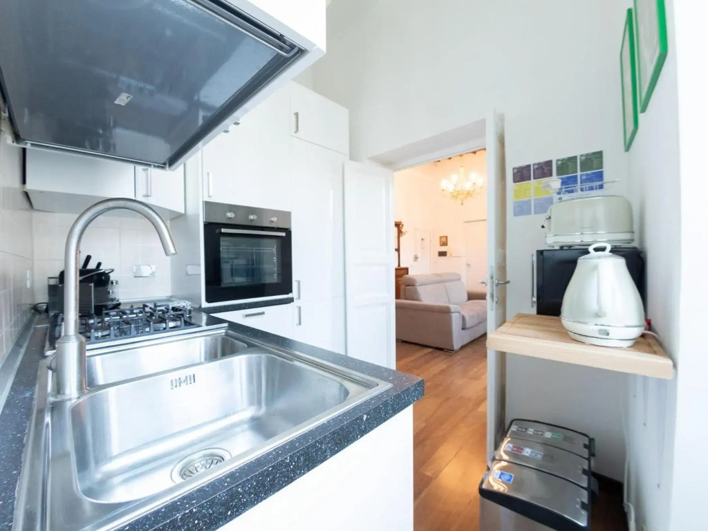 The Best Rent - Beautiful two-bedroom apartment near Colosseo