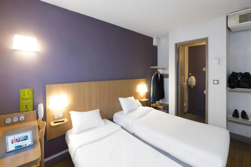 B&B HOTEL Laval Changé