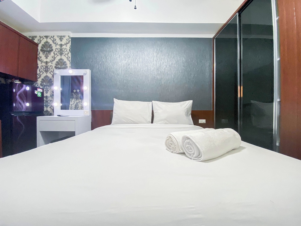 Simply And Homey Studio (No Kitchen) Room Apartment Paltrow City