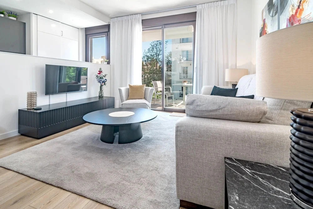 Zaga2c Brand New Modern Apartment 200m to Beach