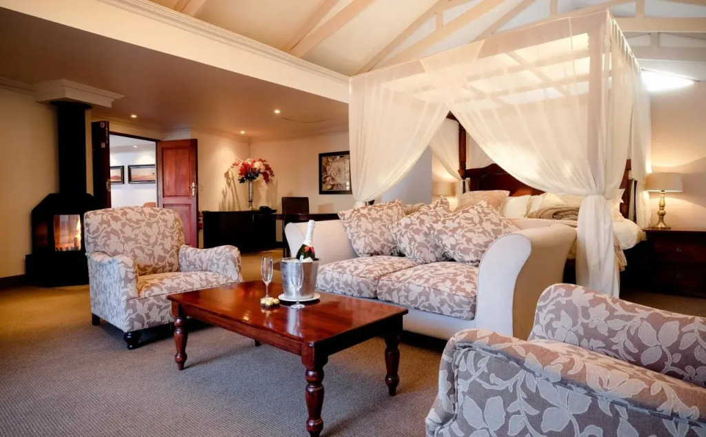 Oxbow Country Estate