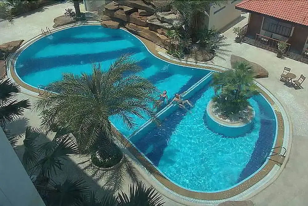 Dragon Beach Resort , Jomtien Beach Pattaya
