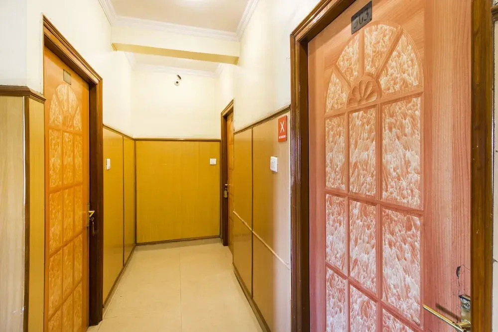 FabHotel Bani Park