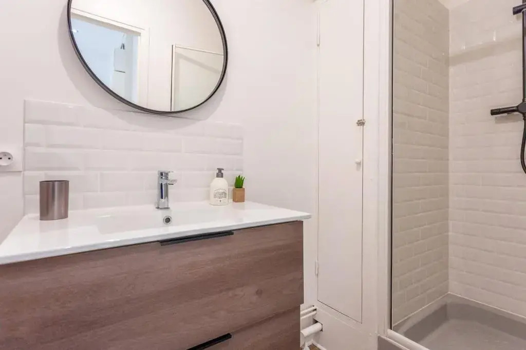 Grand appartement moderne à proximité de la gare