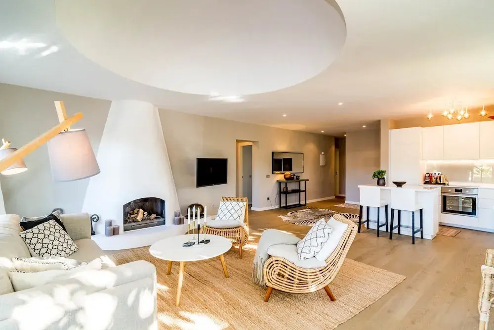 AS12 Luxury 3 bedroom apartment RoomService