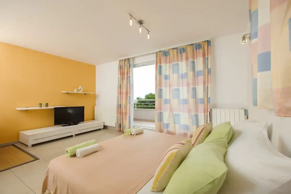 Room-cosy and Modern Family Apartment fo