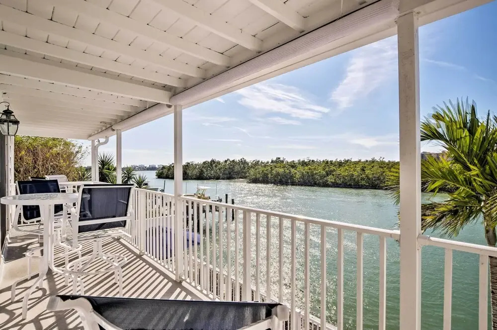 Waterfront Marco Island Retreat w/ Shared Docks