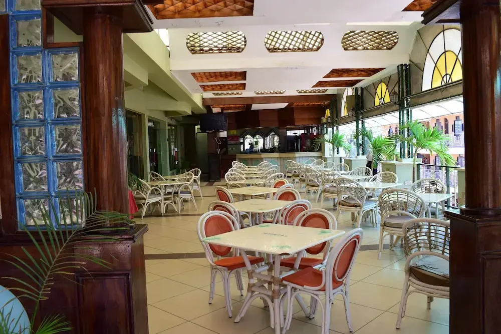 G & G Hotel Ltd