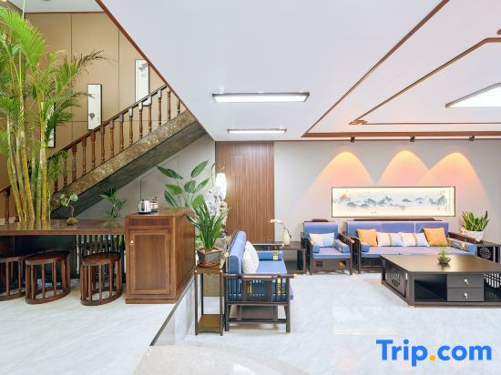 Qiyin Homestay (Wansui Mountain Wuxia City Kaifeng University)