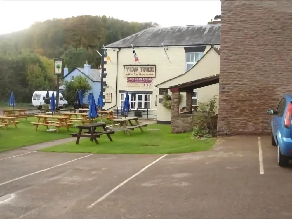 Yew Tree Inn Motel