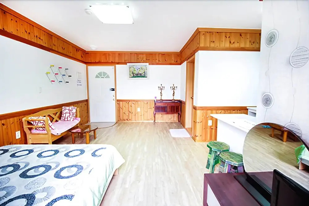 Gangneung When Missing Sea Pension