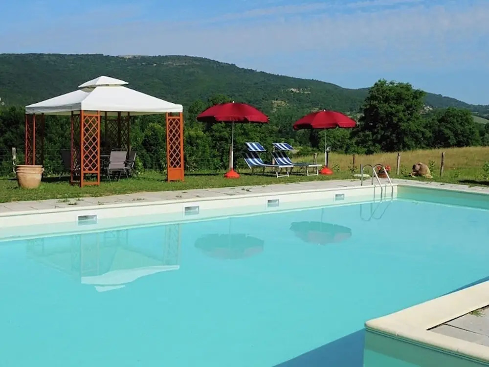 Farmhouse Near Lake Trasimeno With Pool