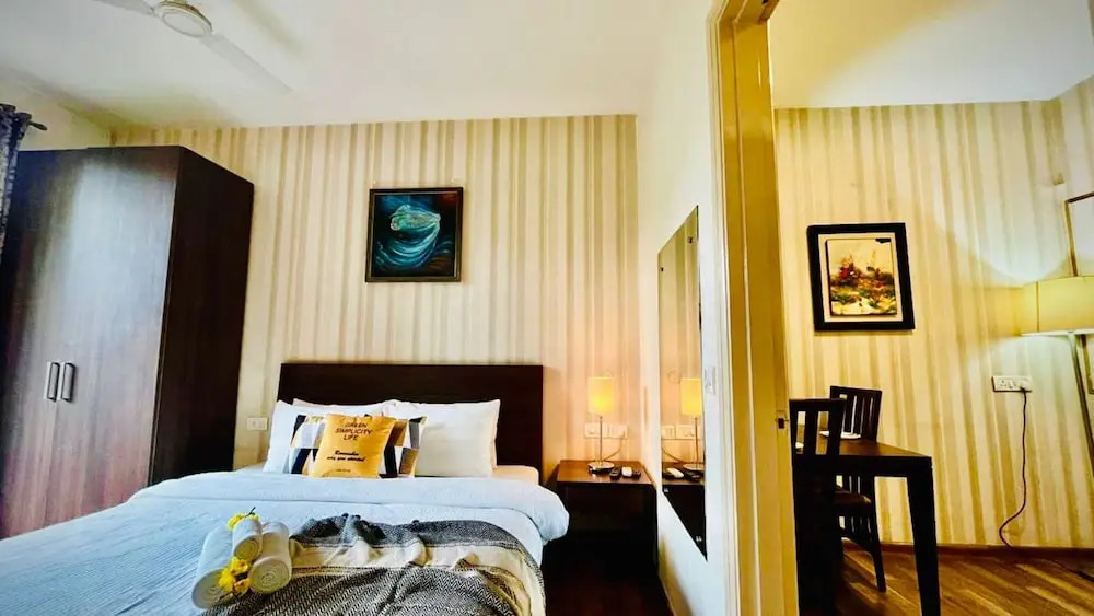 Olive Service Apartment Cyber Park