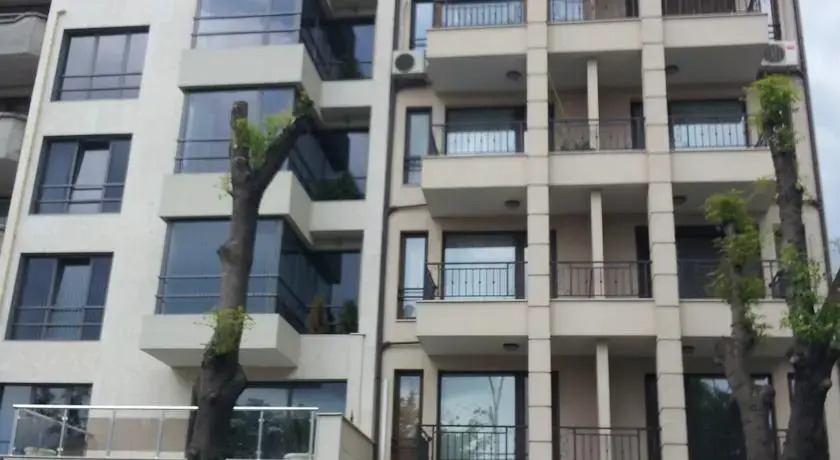 Natali Apartment